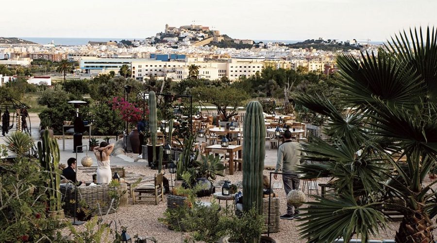 Panorámica de Ibiza con Dalt Vila al fondo